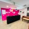 Qotel Comfort Chattarpur - Opposite Tivoli Garden Near Chattarpur Metro
