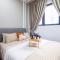 The Rest Nest Modern M Vertica 4BR Infinity Pool - Kuala Lumpur