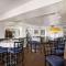 Ramada by Wyndham Costa Mesa/Newport Beach