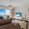 Moderno y luminoso apartamento en Las Gaviotas- Puerto Banús