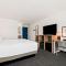 Spark By Hilton Hummelstown Hershey