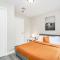 Spacious 5BR 3BA Holiday Home Close to Stadiums with Hot Tub - هيوستن