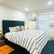 Lux Designer Home with Gaming Rm - 泽西市