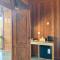 PutraLebah Amed Guest House