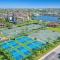 Sun-bright beachfront condo with pool/tennis courts
