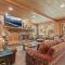 Deer Valley Pet Friendly Hot Tub, Cabin Vibes, Great Views!