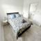 Flat 12 Palm Court