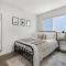 Centre Peak View I Sleep 8 I 50 TV I Full Kitchen