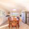 24 Irawari Crescent - pool, air con, pet friendly, boat parking