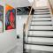 Charming 4-Bed Home with Modern Touches & Porch - 路易斯威尔