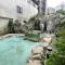 Chuto Plaza Hotel