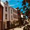 AMAO-Curry - City Center - 100 m2 - 7 Personen - Balkon - 2 Schlafzimmer - KingSize Betten