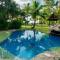 Belles on Ballow - Lorikeet Lodge - Absolute Waterfront