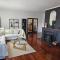 Trawalla Farm Stays - Entire House and Large Pool Bar - Perfect for Groups