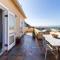 Panoramic views with terrace in heart of Kalk Bay - 卡尔克湾
