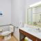 Hampton Inn & Suites Ridgecrest