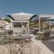 Golden Luxury Suites