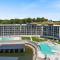 Horizon Hideaway - 2 Lakeside Pools, Firepits - Osage Beach
