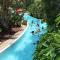 Good Vibe Villa- Gulf Access, Pool, Spa, Game Room - كيب كورال