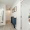 MODERN & SPACIOUS Canary Wharf Apartment, PRIME CENTRAL LOCATION, BALCONY, Near O2, EXCEL, LONDON CITY AIRPORT & GREENWICH - 伦敦