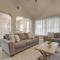 2 Story Open Spaces Home Near Stadiums Six Flags - غراند براري