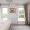 4 Bedroom House By Humming Nest Short Lets & Serviced Accommodation Milton Keynes With Free WiFi & Parking - 米尔顿凯恩斯