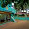 36 Yard Beach Cottages
