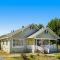 Bird and Barrel Vineyard Farmhouse - 希尔兹堡