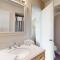 St Regis 3107 - نورث توبسالي بيتش