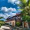 A Dream Getaway! 3-Bedroom Home With A Pool And Ocean Views