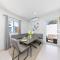 Amazing 2BR SuitePoolPatioBBQ5 min-Palm Beach