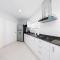 Amazing 2BR SuitePoolPatioBBQ5 min-Palm Beach