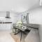 Amazing 2BR SuitePoolPatioBBQ5 min-Palm Beach