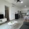 NEW! Amber Cove - 2 Bedrooms 2 Bathrooms l 4-7 Pax l WiFi l Near Jonker - Tranquerah