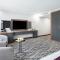 Lilium Hotel & Suites