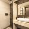 Lilium Hotel & Suites