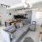 Terraced Penthouse with Views and Jacuzzi - Xagħra