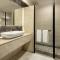 Lilium Hotel & Suites