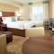 Hawthorn Suites by Wyndham Bridgeport - Bridgeport