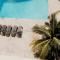 Oceanfront 3 Bedroom With Jacuzzi and Pool