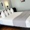 Ponce De Leon Hotel