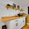 Family-Friendly Luxe Home with Sauna - mins to UO