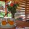 Family-Friendly Luxe Home with Sauna - mins to UO