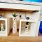 Modern Home near London ensuite room, 3 toilets - 阿夫雷