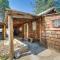 Rustic Cabin with Patio 8 Mi to Kings Canyon Park - Miramonte