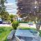 Snug Harbor I