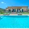 Son Monavi by Vintage Travel