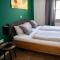 Claes Weinquartier - Appartements & Wein by Niko Schmitt