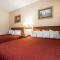 Econo Lodge Glens Falls - Lake George