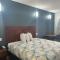 Motel 6 Cleveland, MS – Delta State University